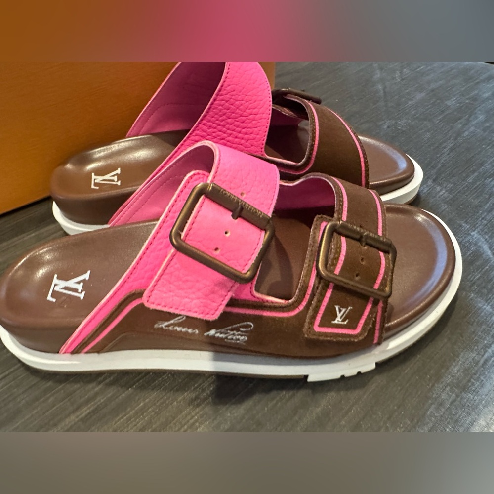 AUTHENTIC Louis Vuitton MENs TRAINER MULE SERIOUS BUYERS!